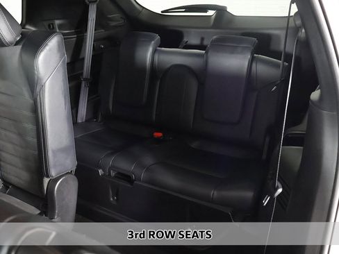 Used 2024 Mitsubishi Outlander SE image 9