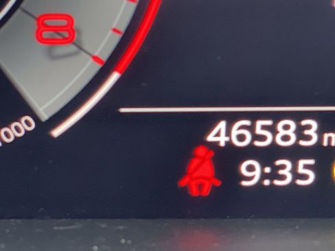 Used 2022 Audi Q8 Premium Plus image 22