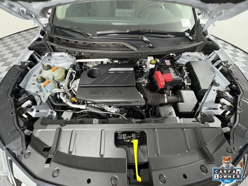 Used 2025 Nissan Rogue SV AWD/4WD image 29