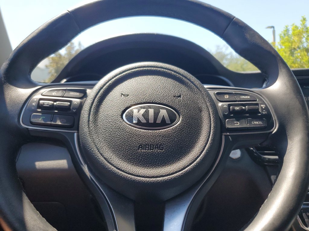 Used 2018 Kia Optima EX FWD image 23