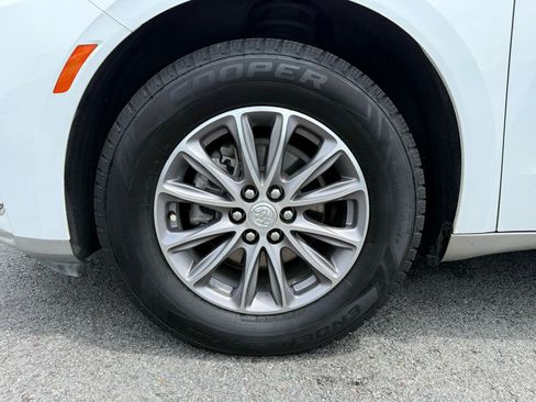 Used 2022 Buick Enclave Premium AWD/4WD image 46
