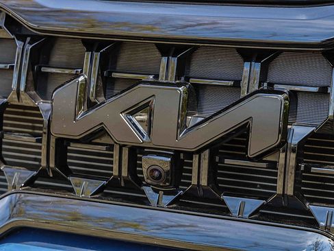 Used 2025 Kia Telluride SX X-Line AWD/4WD image 32