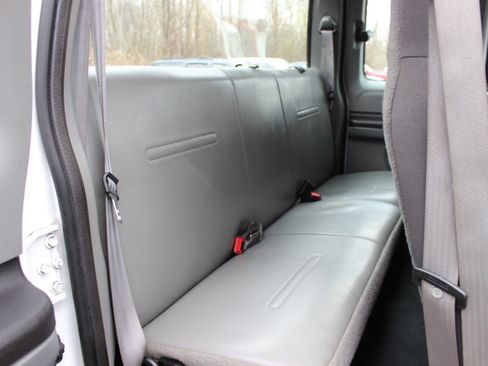 Used 2005 Ford F250 XLT image 32