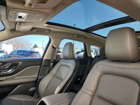 New 2025 Lincoln Corsair Grand Touring w/ Jet Appearance Package image 24