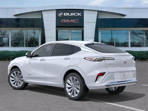 New 2026 Buick Envista Avenir image 4