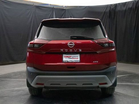 Used 2023 Nissan Rogue S image 11