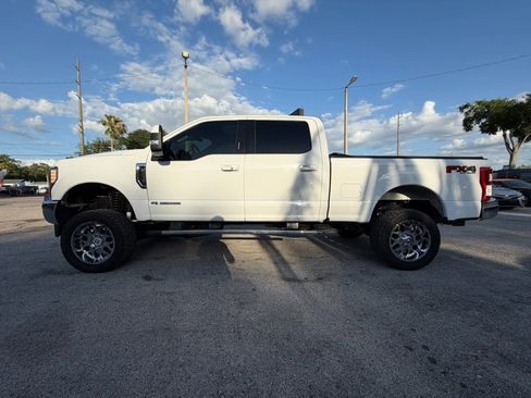 Used 2017 Ford F250 Lariat w/ Lariat Ultimate Package AWD/4WD image 4