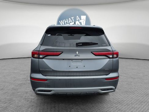 Used 2022 Mitsubishi Outlander SEL AWD/4WD image 4