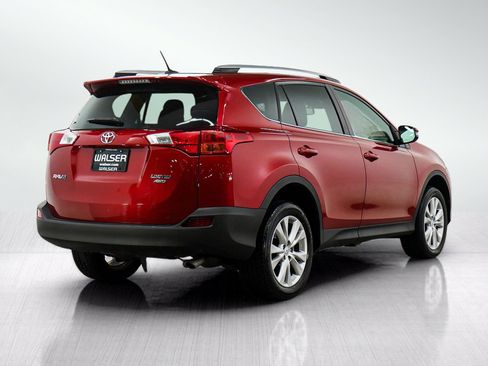 Used 2015 Toyota RAV4 Limited w/ Technology Package AWD/4WD image 5