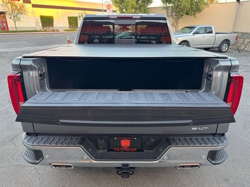 Used 2019 GMC Sierra 1500 SLT w/ SLT Premium Plus Package AWD/4WD image 21