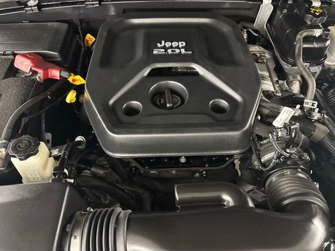 Used 2023 Jeep Wrangler Unlimited Rubicon 4xe AWD/4WD image 37