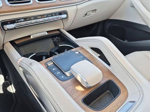 Used 2024 Mercedes-Benz GLE 350 4MATIC image 10