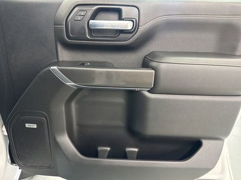 Used 2020 GMC Sierra 2500 AT4 image 26