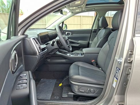 New 2026 Kia Sorento EX w/ EX Premium Package AWD/4WD image 11
