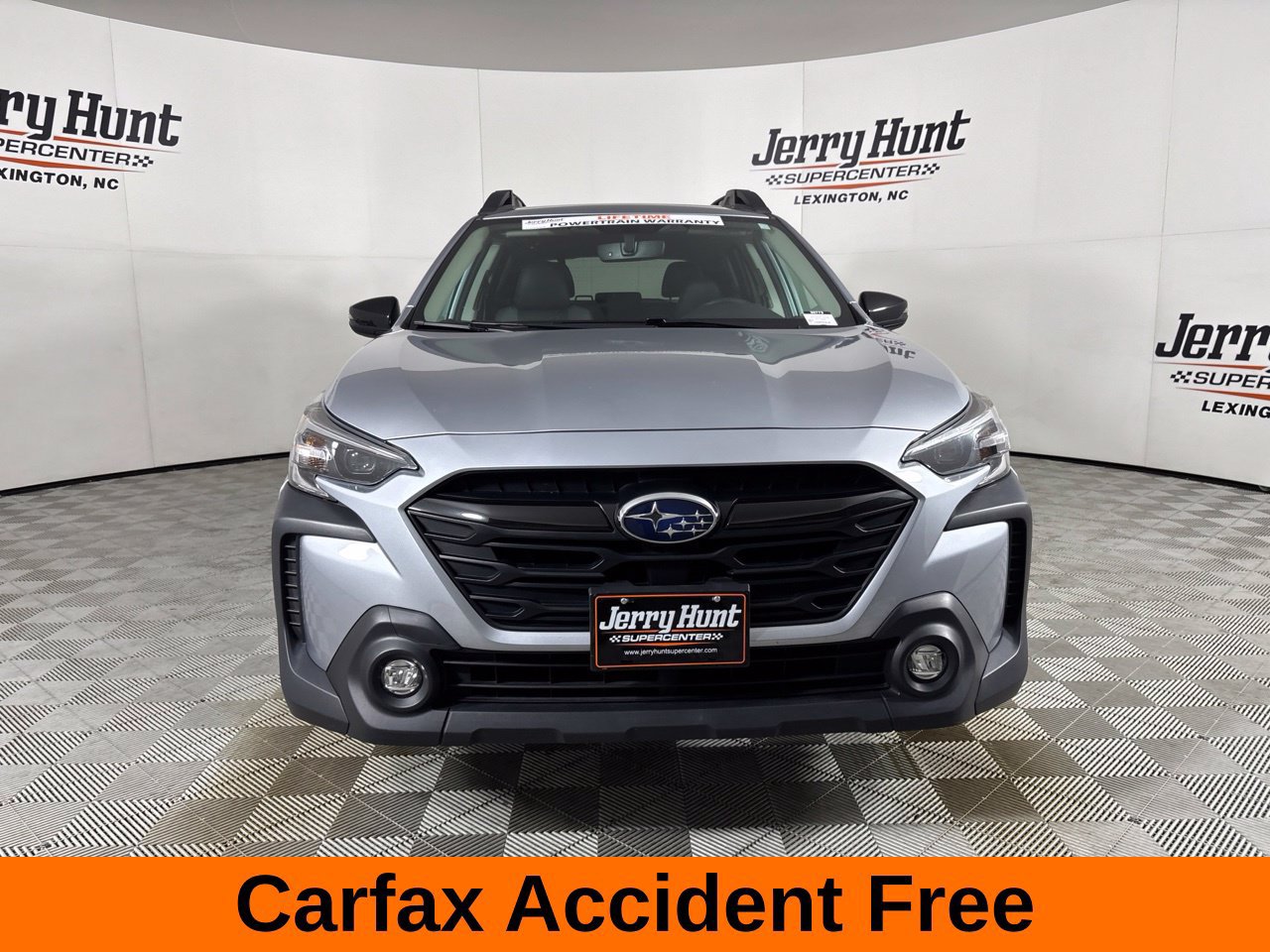 Used 2025 Subaru Outback Onyx Edition AWD/4WD image 3