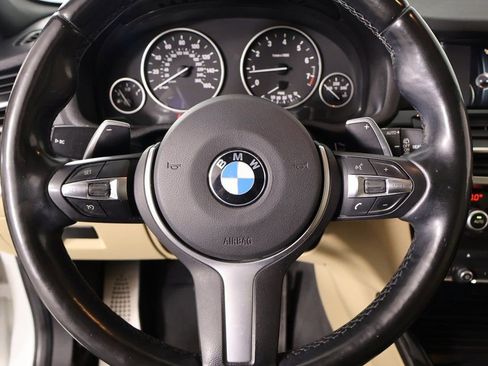 Used 2017 BMW X3 xDrive28i image 3