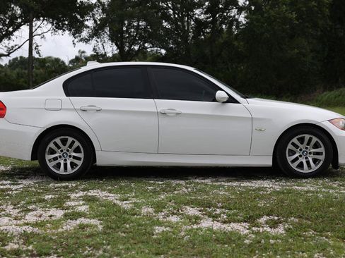 Used 2007 BMW 328i Sedan RWD image 13