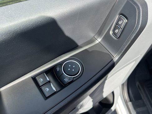 New 2025 Ford F250 XL w/ F-250 >10K GVWR Package RWD image 19