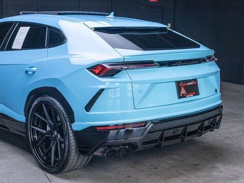 Used 2021 Lamborghini Urus AWD/4WD image 36