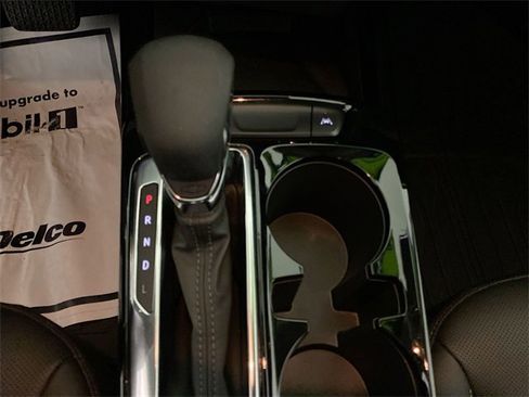 Used 2024 Chevrolet Trax ACTIV w/ Sunroof Package image 35