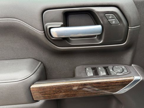 Used 2021 GMC Sierra 1500 Elevation image 11