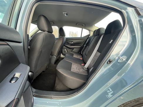 Used 2025 Nissan Sentra SR image 17