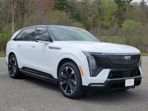 New 2025 Cadillac Escalade IQ Sport 2 image 9