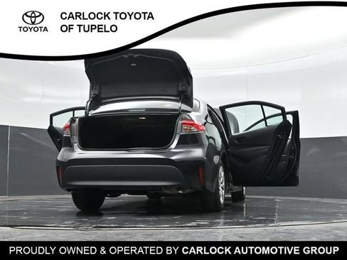 Used 2025 Toyota Corolla LE FWD image 46