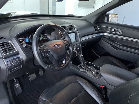 Used 2018 Ford Explorer Sport w/ Equipment Group 401A image 11