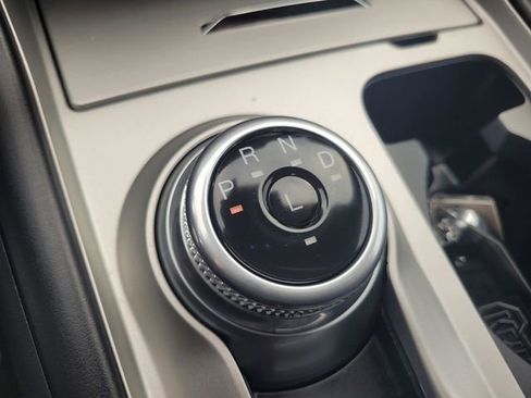 Certified 2022 Ford Explorer XLT image 18