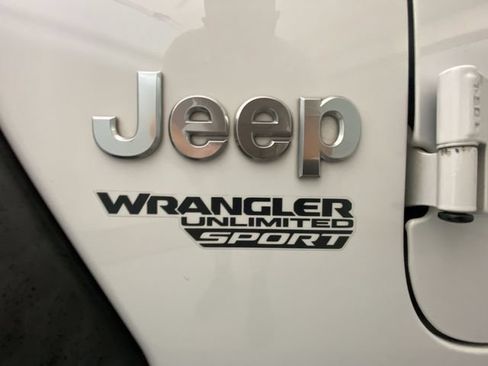 Used 2020 Jeep Wrangler Unlimited Sport S AWD/4WD image 25