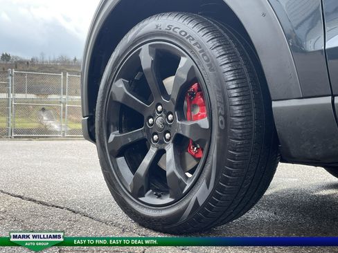 Used 2024 Ford Explorer ST w/ Equipment Group 401A image 9