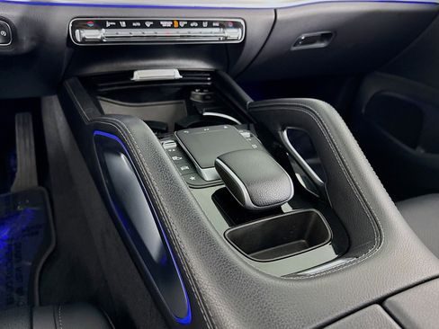 Used 2022 Mercedes-Benz GLE 450 4MATIC image 5