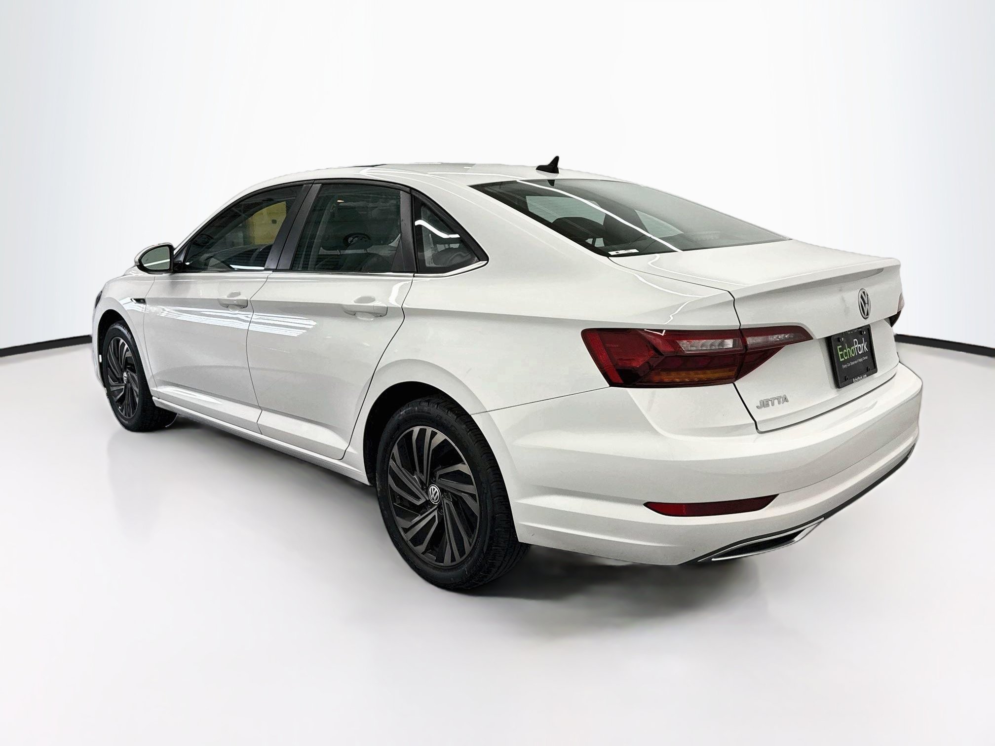 Used 2019 Volkswagen Jetta SEL Premium FWD image 5