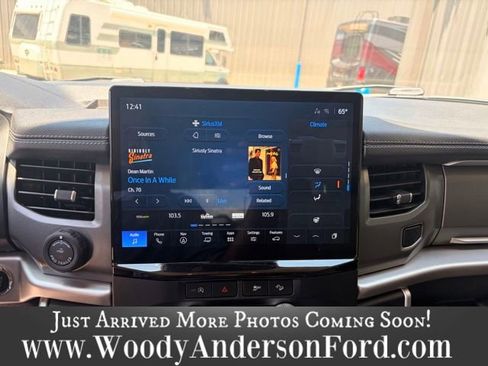 Used 2023 Ford Expedition XLT AWD/4WD image 9