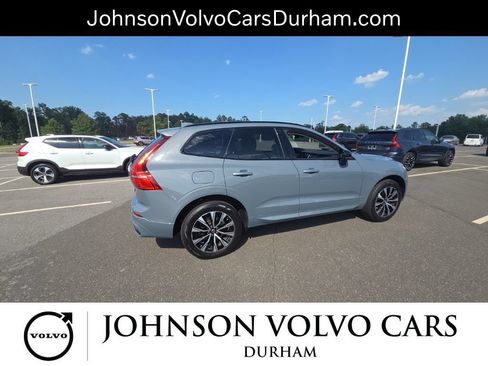 Used 2024 Volvo XC60 B5 Core w/ Climate Package AWD/4WD image 9