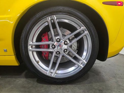 Used 2007 Chevrolet Corvette Z06 w/ Preferred Equipment Group RWD image 14