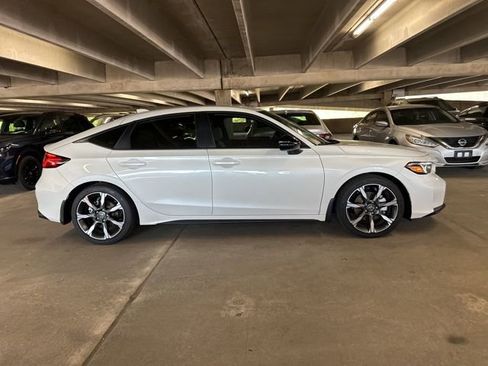 Used 2026 Honda Civic Sport Touring image 4