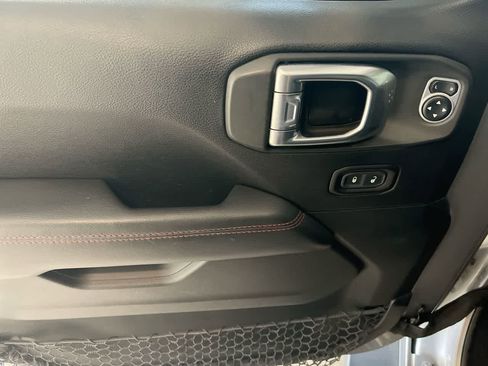 Used 2020 Jeep Gladiator Rubicon image 13