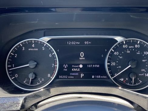 Used 2025 Nissan Pathfinder SV FWD image 7