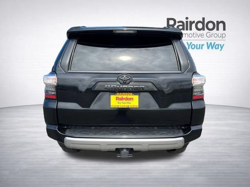 Used 2021 Toyota 4Runner TRD Off-Road Premium w/ Moonroof Package AWD/4WD image 6