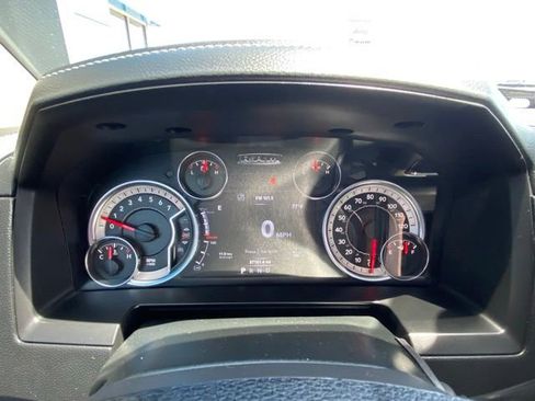 Used 2018 RAM 2500 Laramie AWD/4WD image 12
