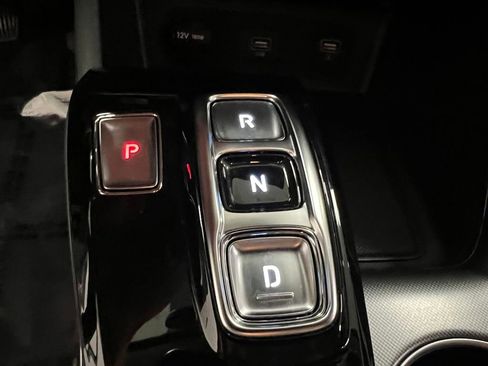 Used 2023 Hyundai Sonata SE image 19