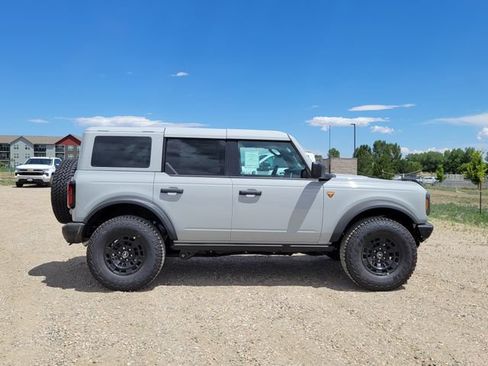 New 2026 Ford Bronco Badlands AWD/4WD image 2