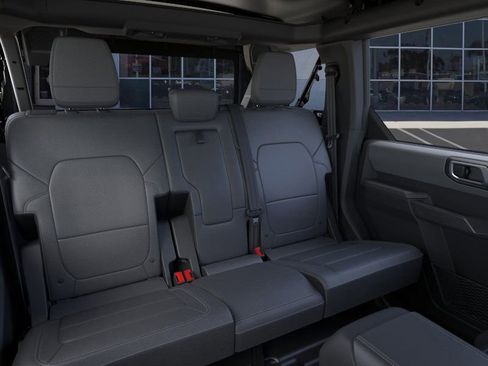 New 2025 Ford Bronco Big Bend w/ Black Diamond Package image 39