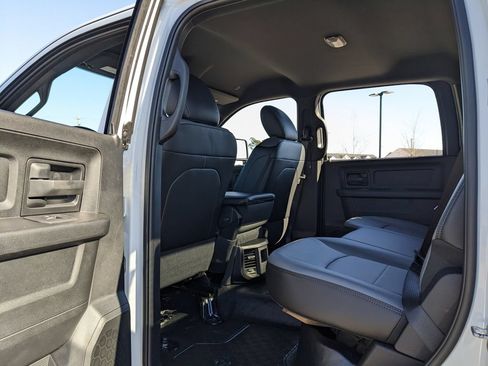 New 2026 RAM 5500 Tradesman w/ Chrome Appearance Group AWD/4WD image 33