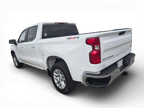 Used 2022 Chevrolet Silverado 1500 LT image 3