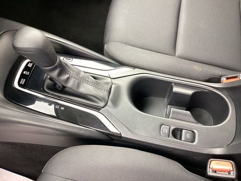 Used 2025 Toyota Corolla LE image 25