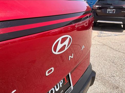Used 2024 Hyundai Kona SEL AWD/4WD image 29