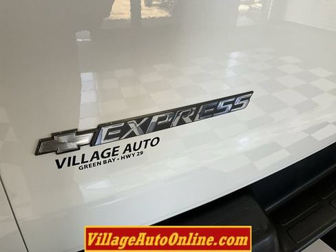 Used 2020 Chevrolet Express 2500 w/ Driver Convenience Package RWD image 24
